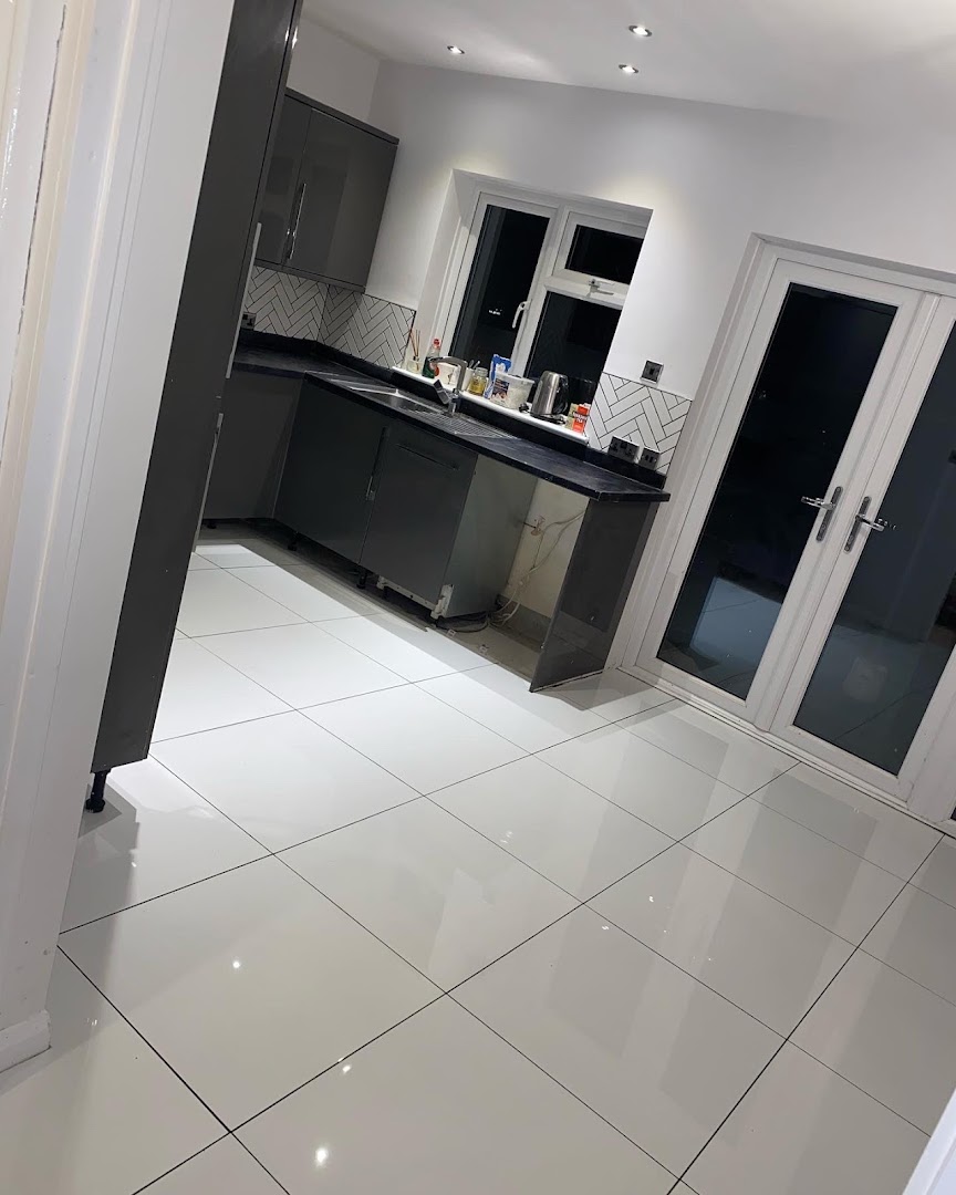 CRM Tiling Kent — Photos 6
